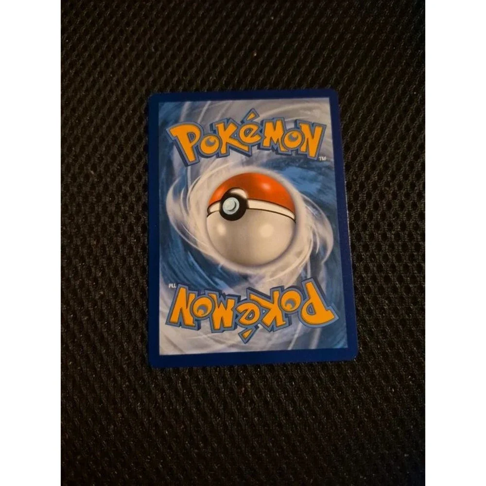 Gothitelle 075/189 Pokemon Card (2020)